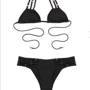 Beach Bunny NWT Triple Strap Bikini Bottoms L